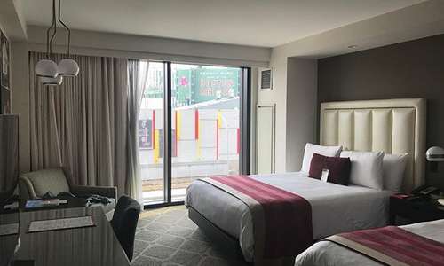 B O S T O N ??????????#hotelcommonwealth #boston #fenwaypark #roomwithaviewoffenway