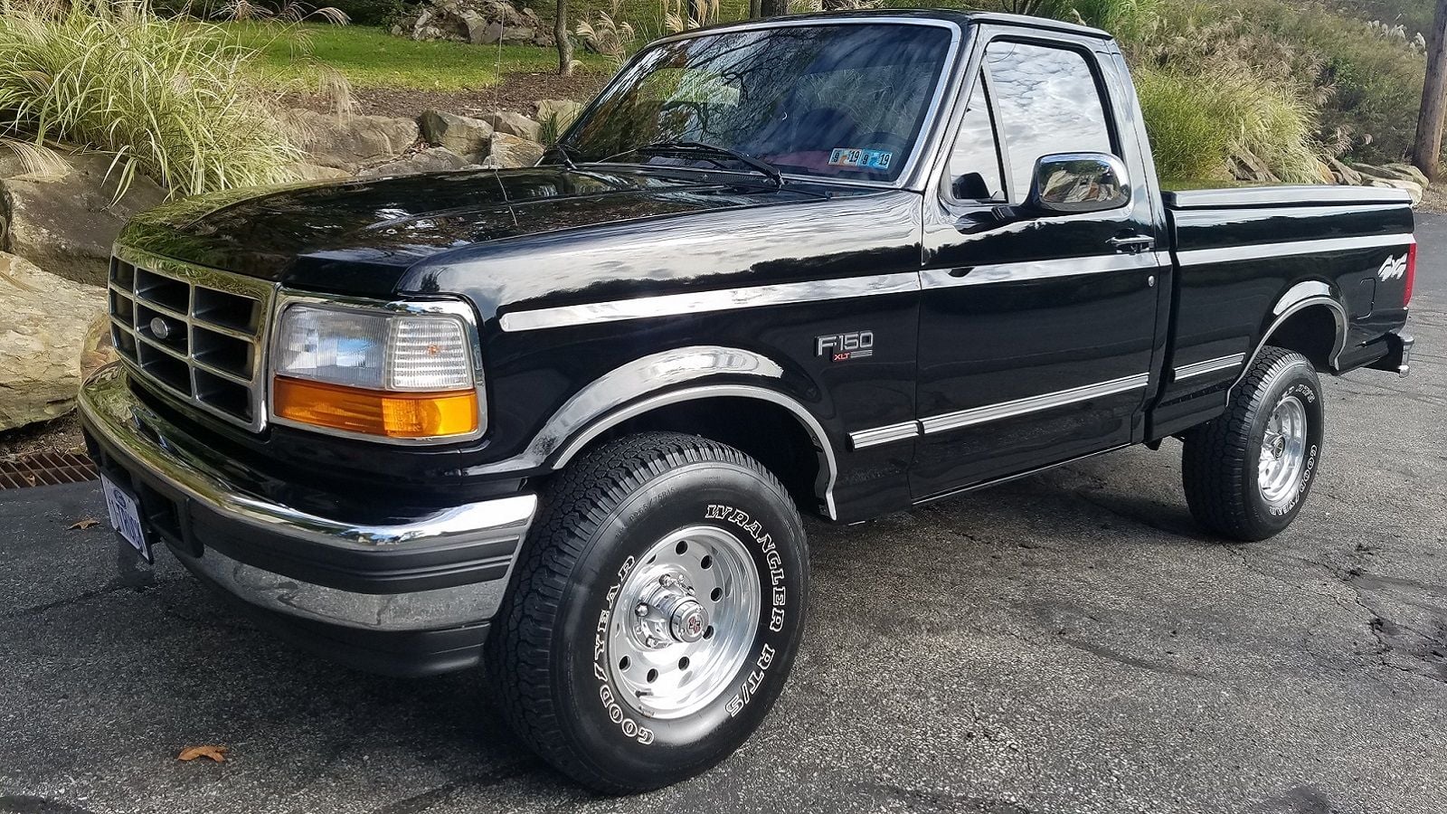 Incredibly Clean 1996 Ford F 150 Is The 9th Gen Of Our Dreams Ford Trucks