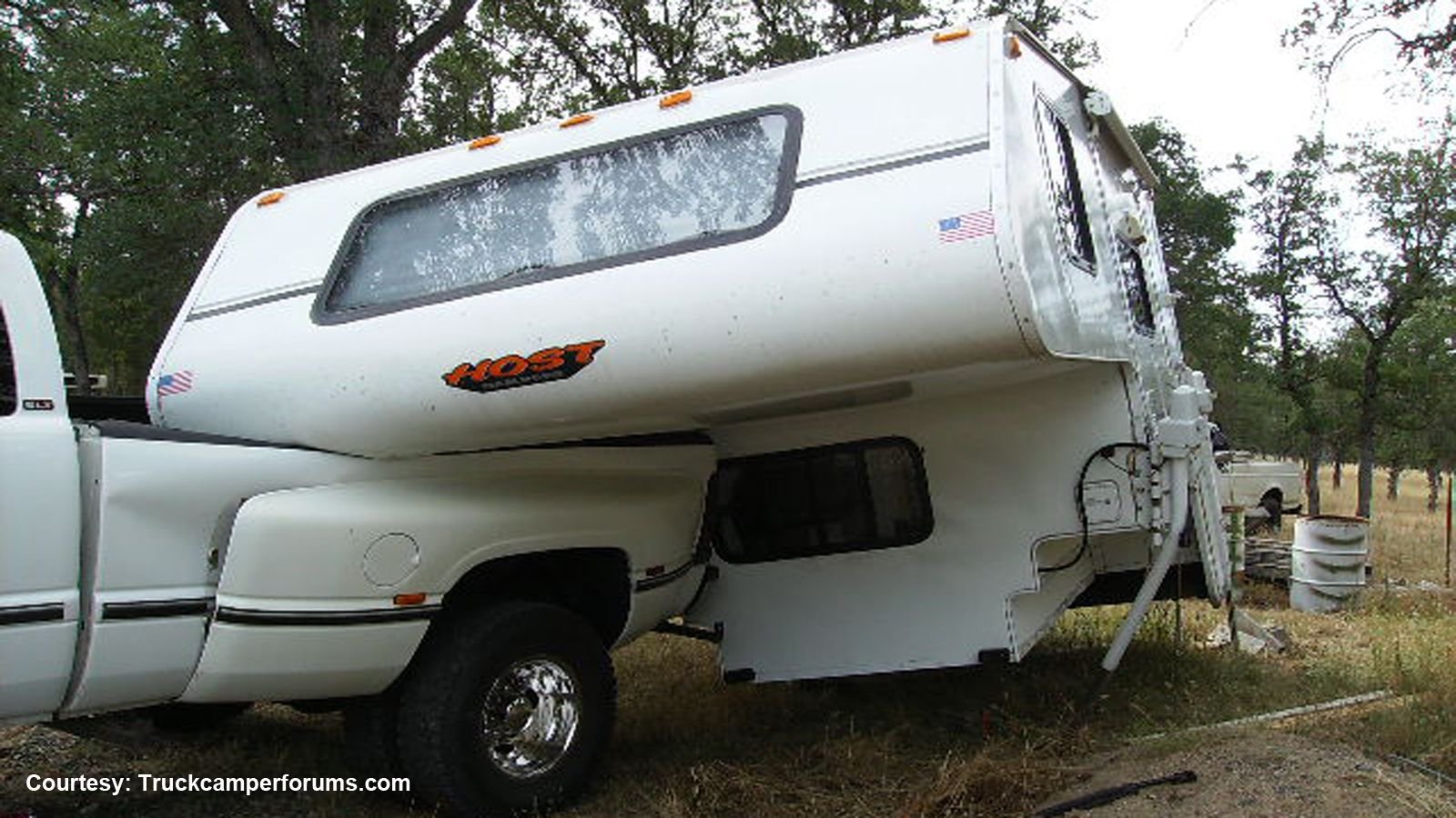 Top 5 Reasons For Camper Theft And Damage | Ford-trucks