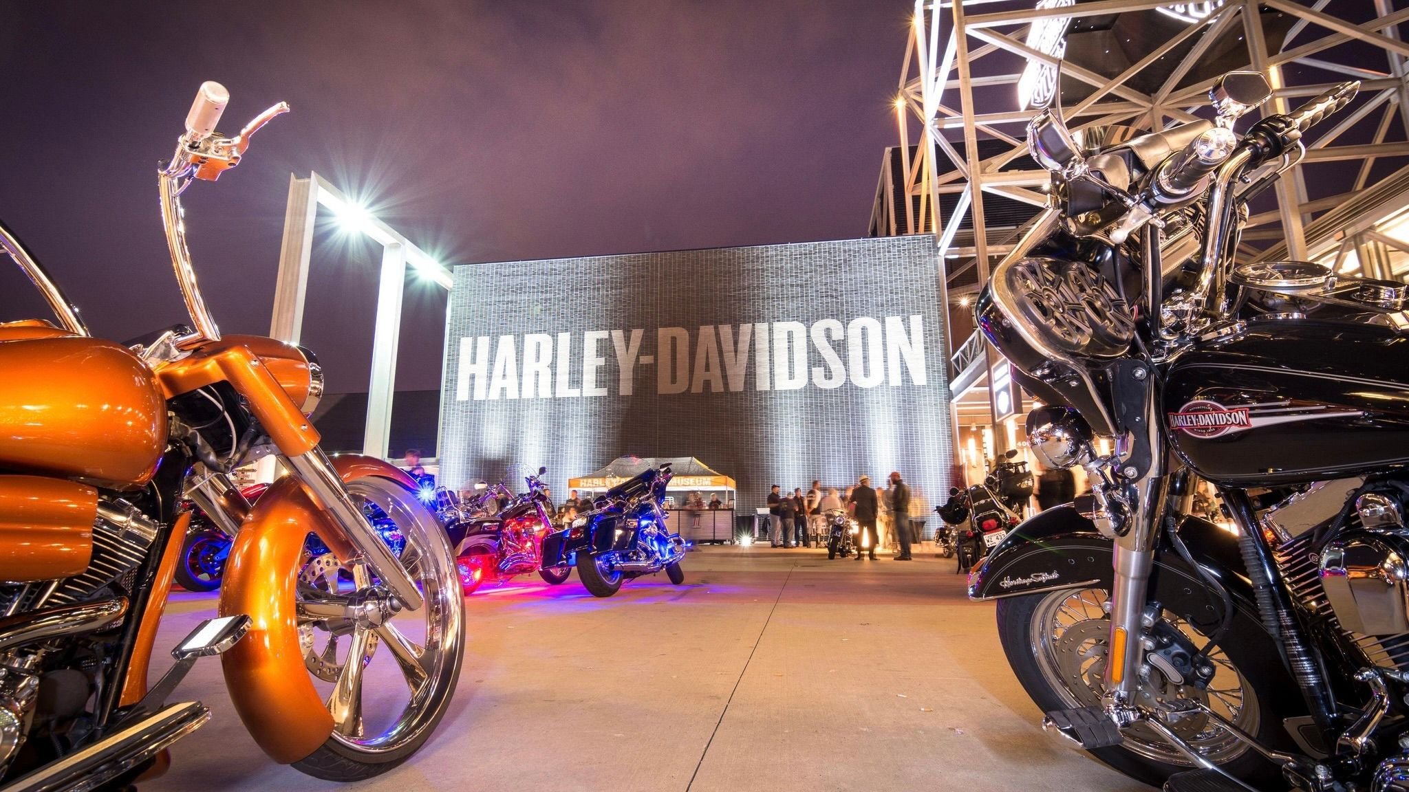 HarleyDavidson Museum Celebrates Summer With New Exhibit, Concerts