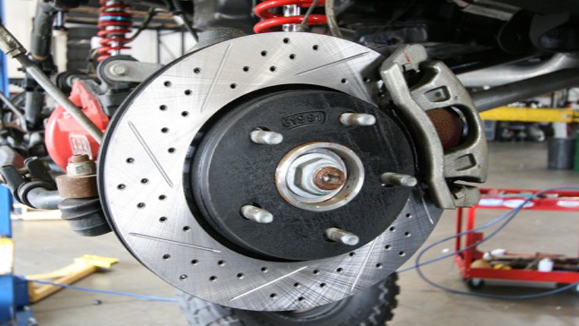 Jeep Wrangler JK: How to Replace Brake Pads, Calipers, and Rotors | Jk-forum