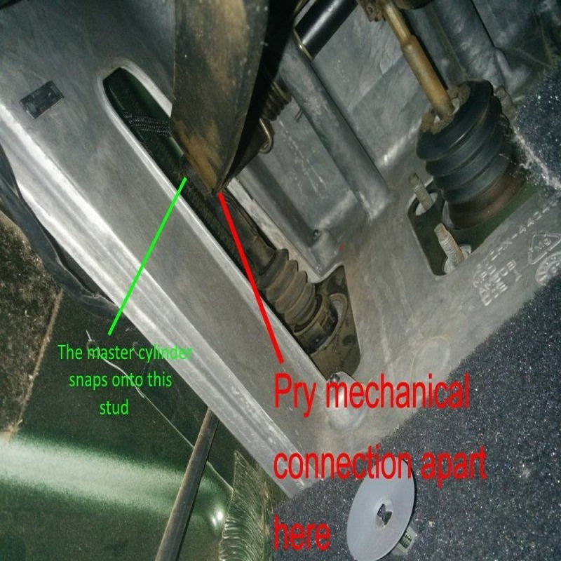 Jeep Wrangler JK: How to Replace Clutch Master Cylinder | Jk-forum