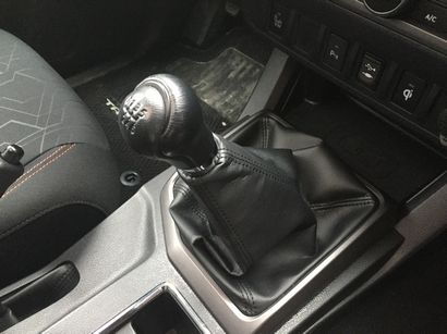 2016 Toyota Tacoma TRD Offroad Double Cab 4x4 shifter detail