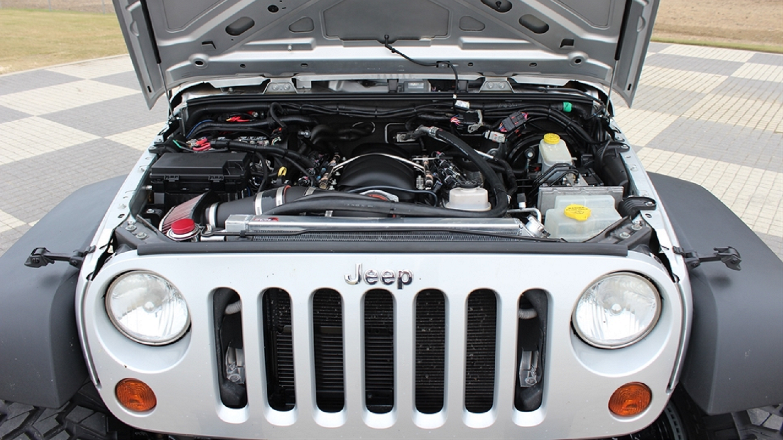 LS engines require a steady fuel supply at approximately 40+ psi to operate efficiently, so fuel-injected Jeeps are a step ahead when it comes to fueling ...