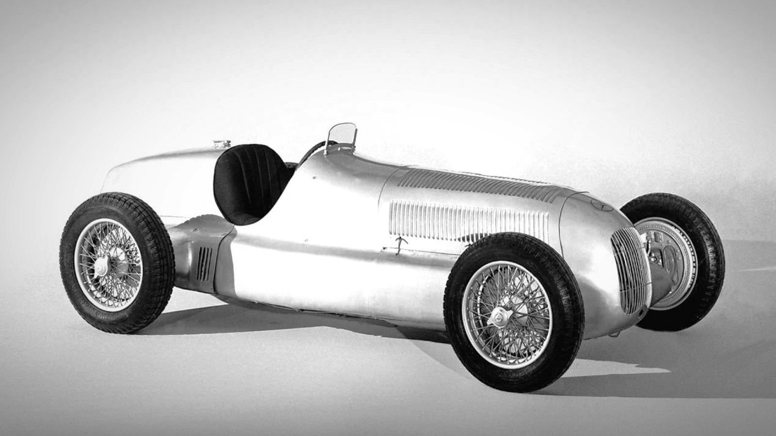 Some of the Most Noteworthy Mercedes-Powered Racecars of All Time | Mbworld