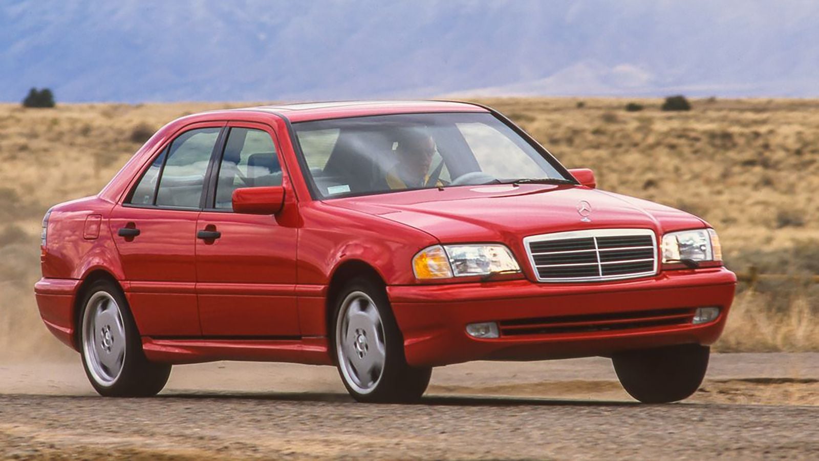 My favorite designs: Mercedes-Benz C-class W204, by Let's Talk About Cars