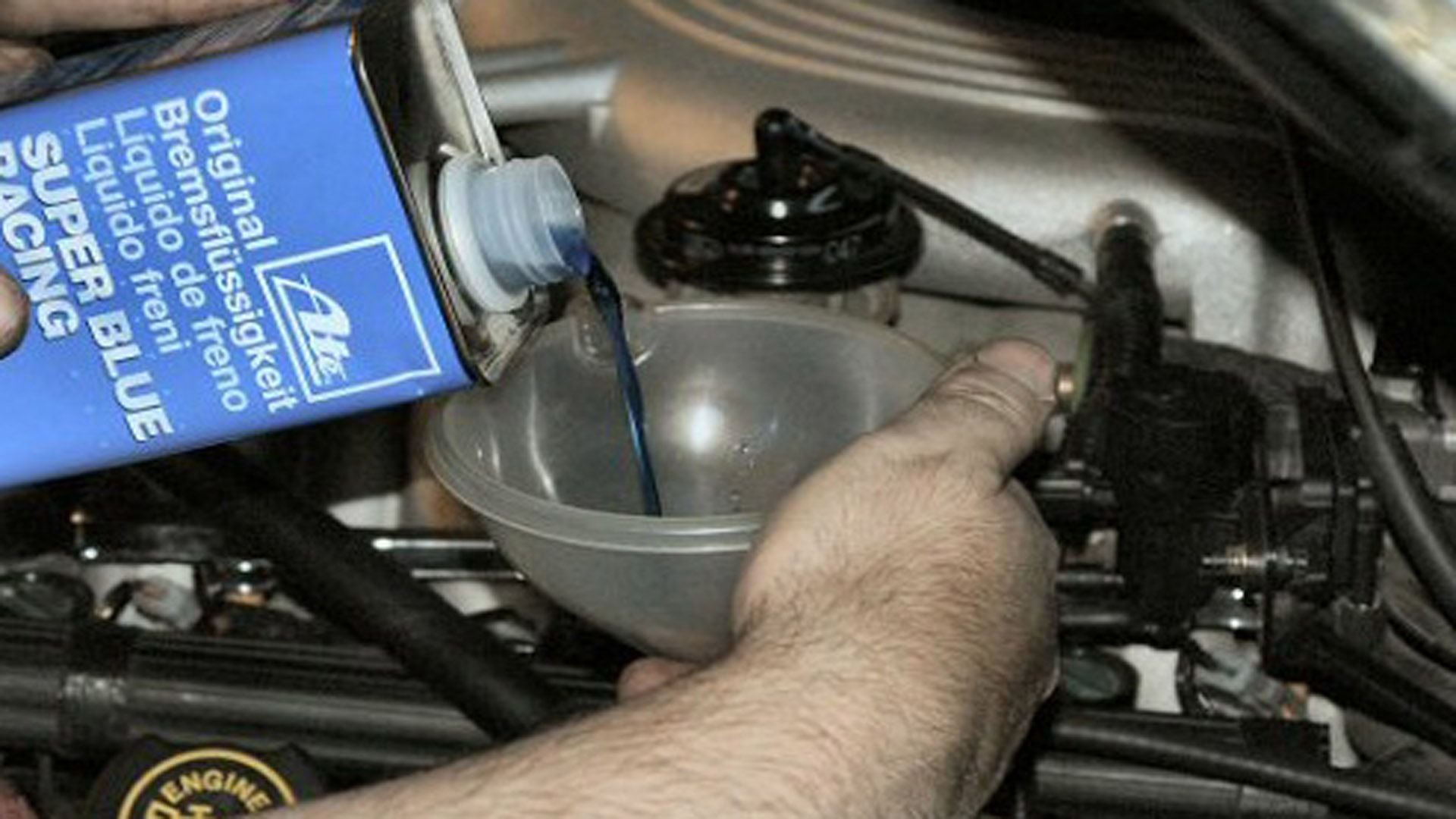 Ford Mustang V6 19942004 How to Replace Brake Fluid Mustangforums