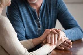 Tips for Setting Boundaries When Reconnecting With Loved Ones