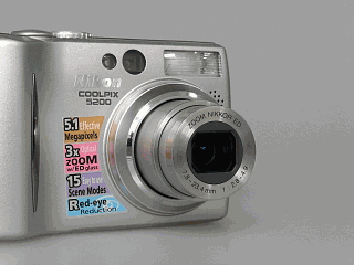 Nikon Coolpix 5200