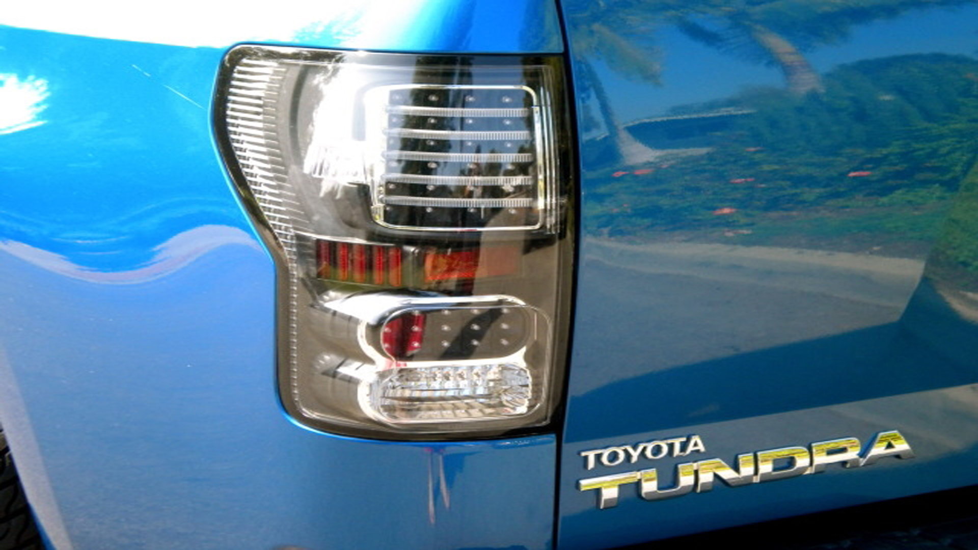 Toyota Tundra Stepside LT Rear Tail Light Lamp Genuine OEM OE