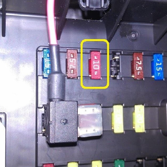 running lights fuse in fuse box