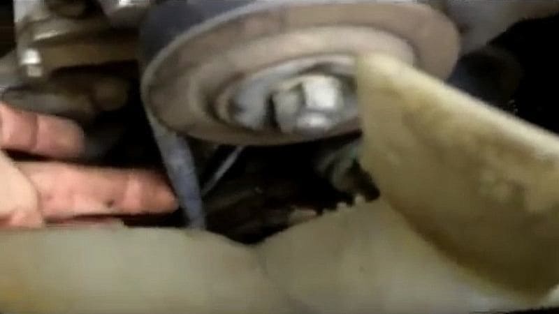 toyota 4runner 22r 22re drive serpentine belt how to DIY replacement power steering A/C alternator