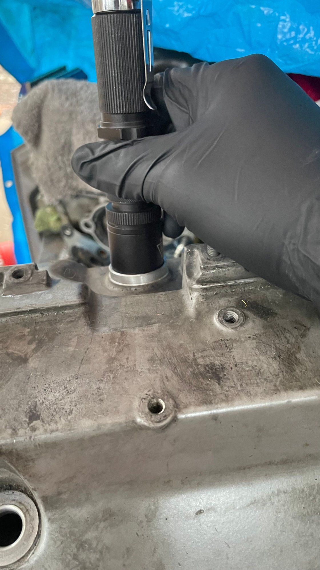 How I shined the light in the cylinder blocks