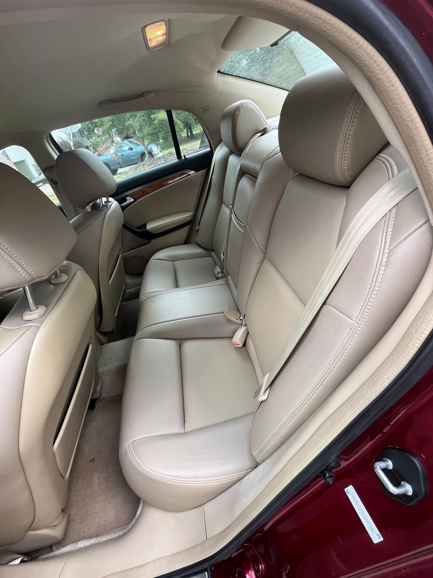 2006 Acura TL - 2006 Acura TL Lots of Upgrades & Tesla Head Unit / Needs rebuilt transmission - Used - VIN 19UUA66276A001905 - 119,000 Miles - 6 cyl - 2WD - Automatic - Sedan - Red - Greenville, SC 29687, United States