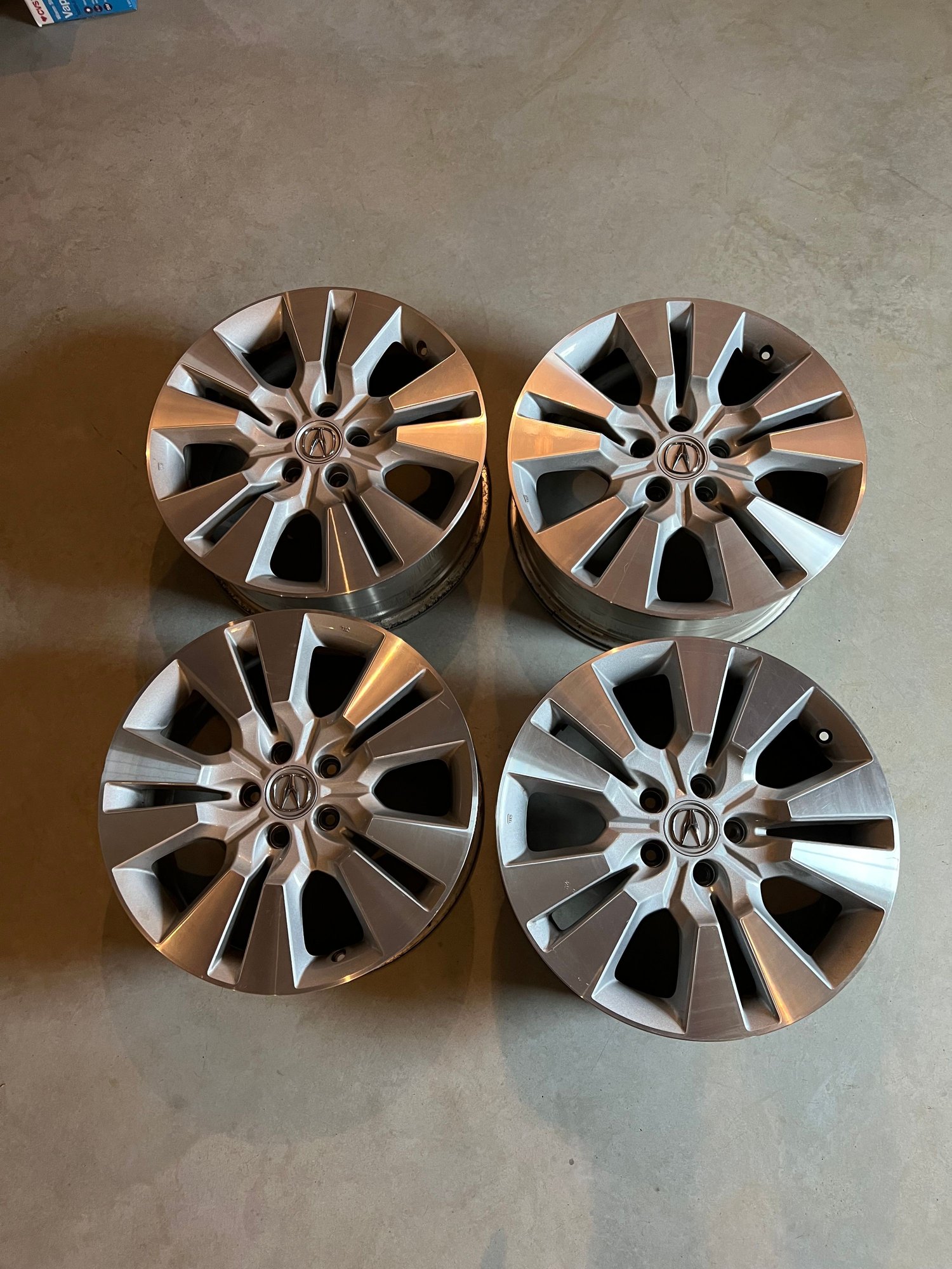 Wheels and Tires/Axles - FS: 2010-2012 OEM Acura RDX wheels - 18” 5x114 bolt pattern - Used - Millersville, PA 17551, United States