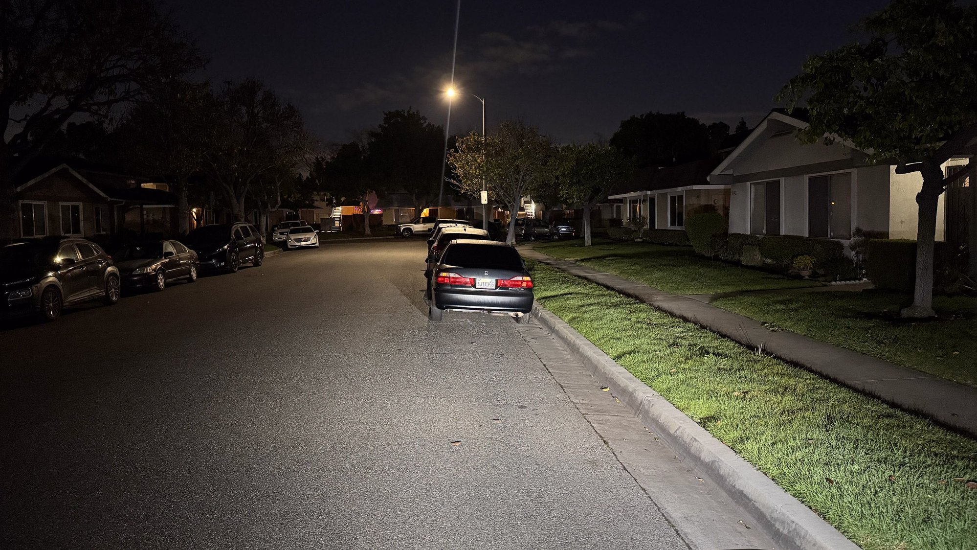 Stock Housings: Soft and fuzzy output, no cutoff.