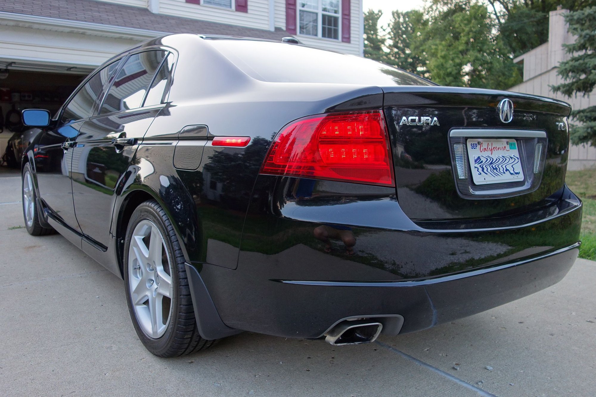 2006 Acura TL - SOLD: 2006 Acura TL, 6-Speed Manual, 72,175 miles! - Used - VIN 19UUA65596A063348 - 72,175 Miles - 6 cyl - 2WD - Manual - Sedan - Black - East Lansing, MI 48823, United States