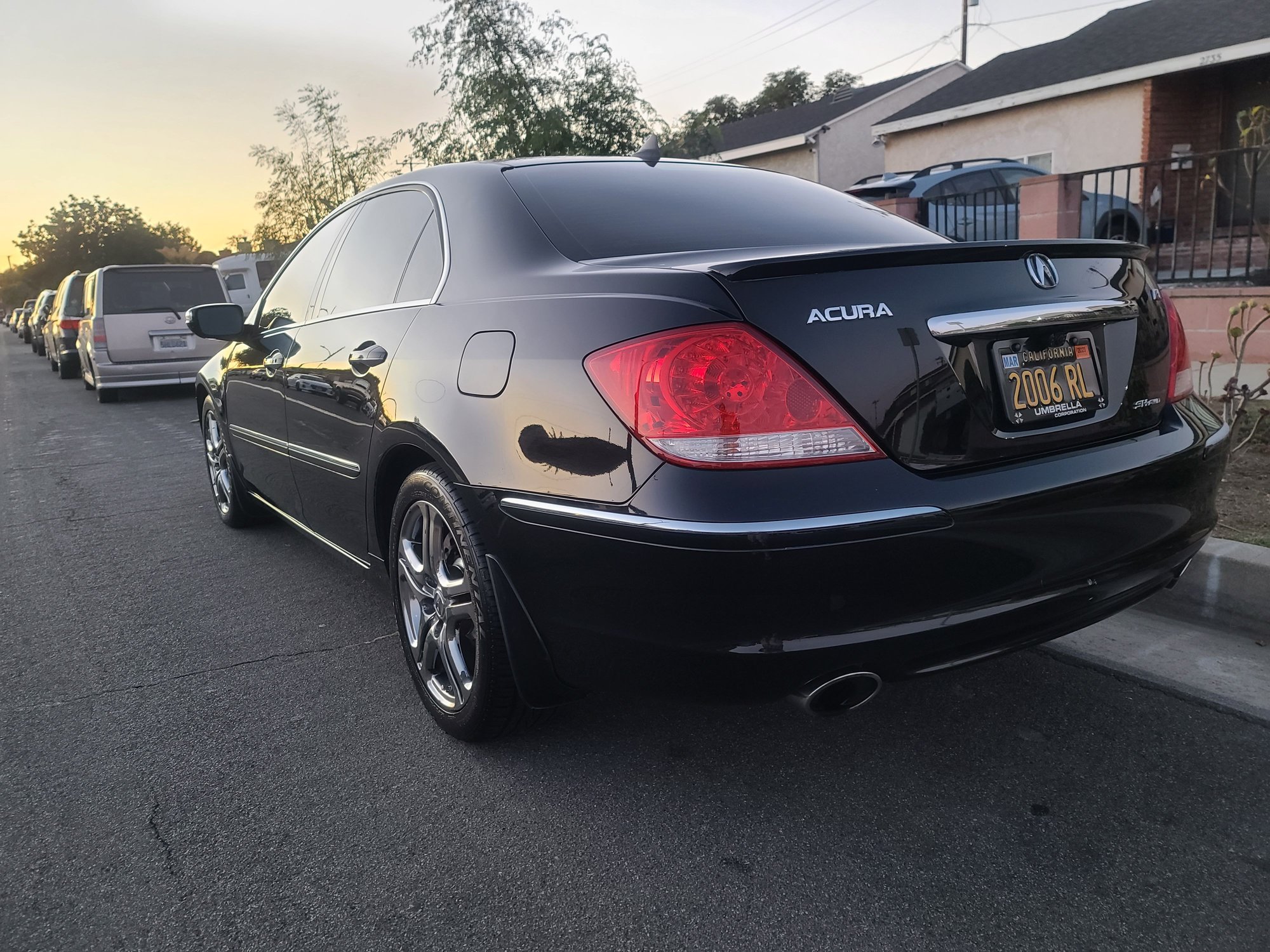 2006 Acura RL - FS: 2006 RL - New Trans,New Top End,New Accessories,New Brakes,New Suspension, CLEAN. - Used - VIN JH4KB16596C004498 - 174,000 Miles - 6 cyl - AWD - Automatic - Sedan - Black - Long Beach, CA 90810, United States