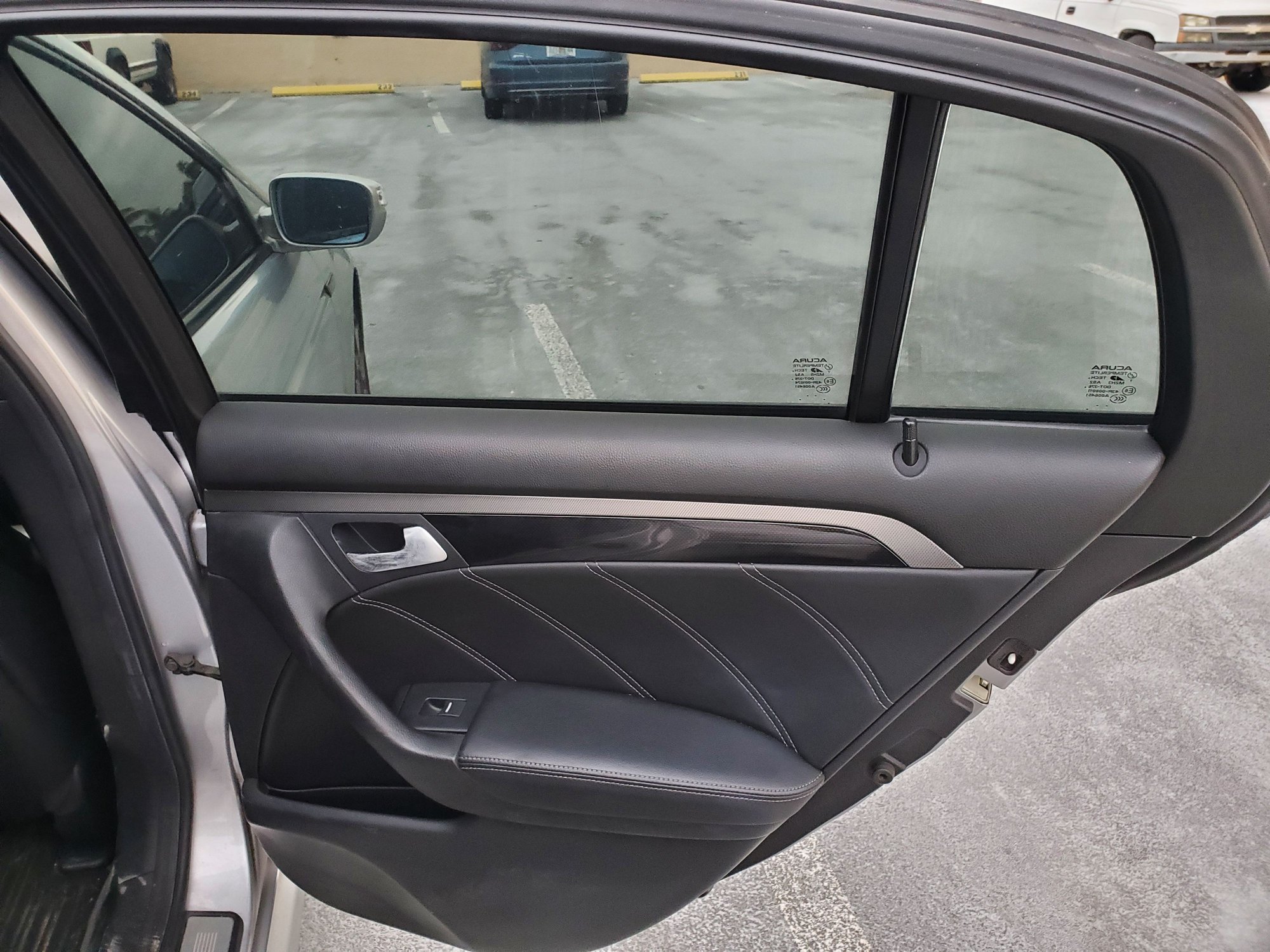 2007 Acura TL - FS: 2007 Acura TL Type-S - ASM - 191k miles - Miami, FL - Used - VIN 19UUA76537A002180 - 190,916 Miles - 6 cyl - 2WD - Automatic - Sedan - Silver - North Miami, FL 33181, United States