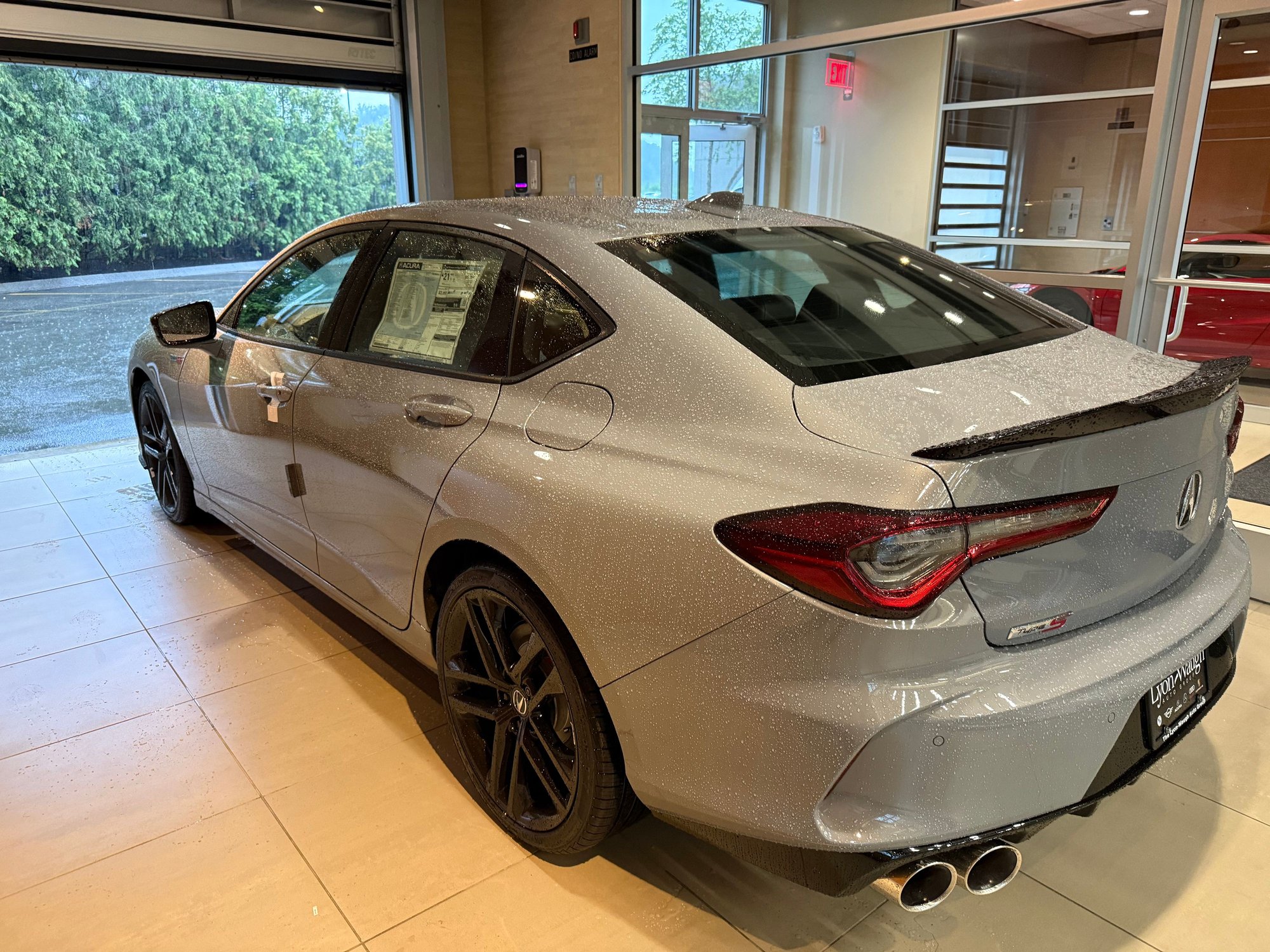 Urban Grey Pearl with Ebony  