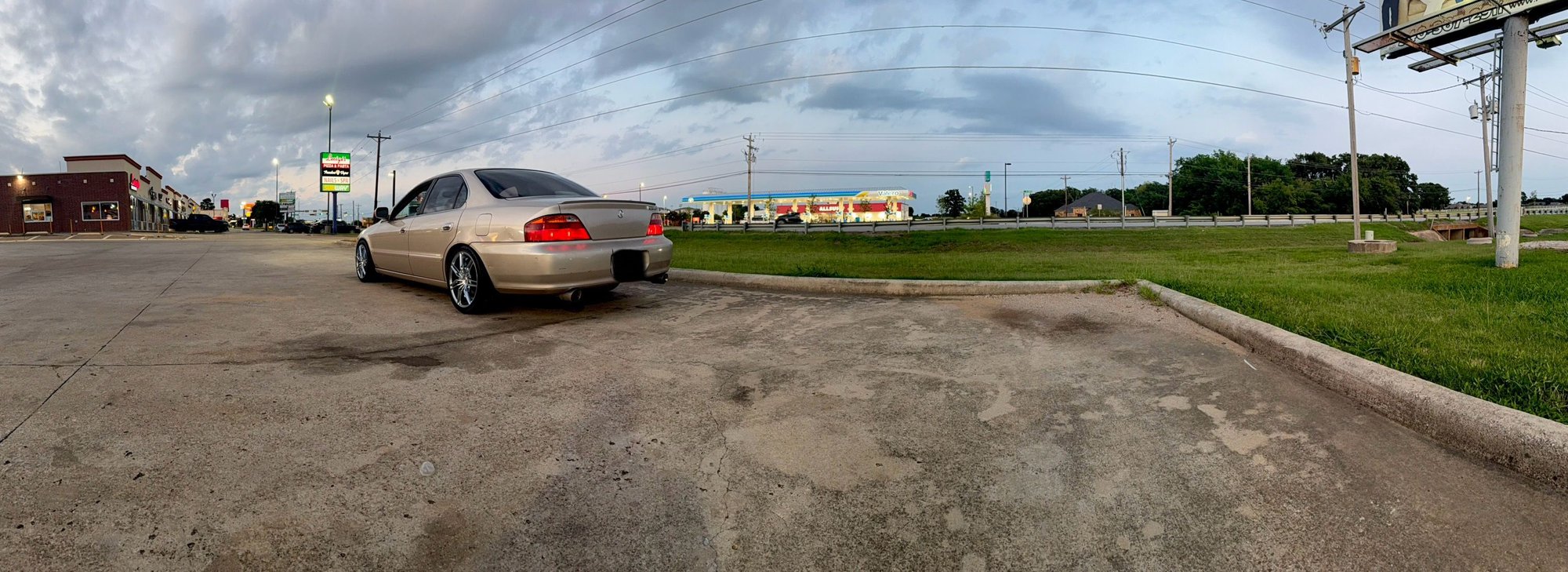 I took this one today it reminds me of midnight club.