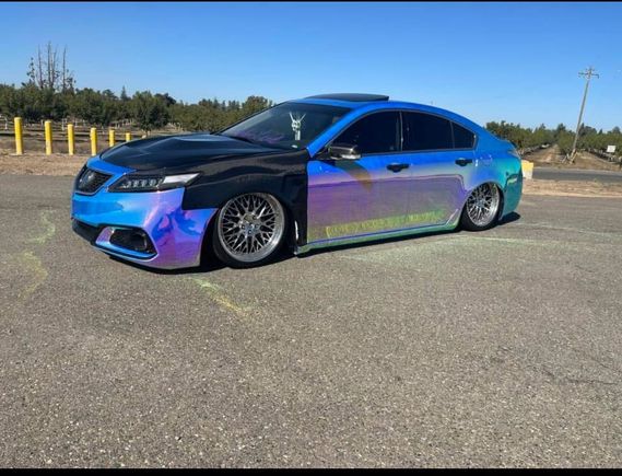 This is my friends 12 supercharged Acura TL and it’s simply amazing