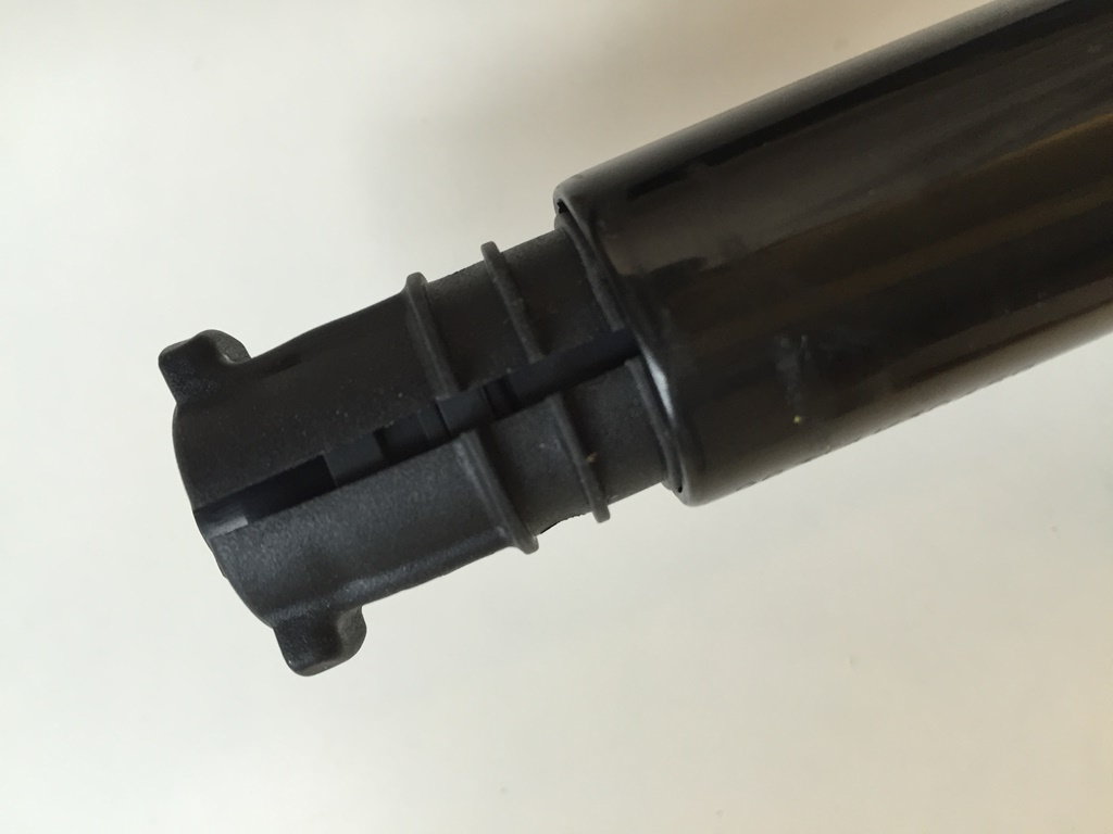 how to remove di2 battery from seatpost