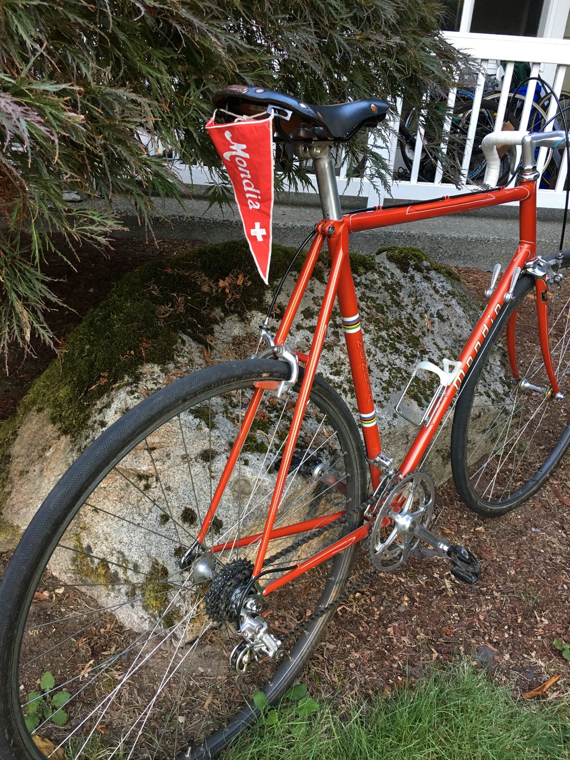 …with tubular 30mm for that ‘urban gravel’ on many rides.