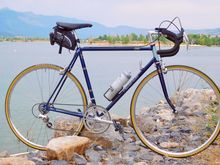 This is a pretty ol' bike