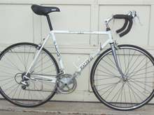 Too small!
1990's Raleigh USA Team Technium
753 mains and SR Litage fork
Drove too far for what was supposed to be a 58cm frame to pass it up.