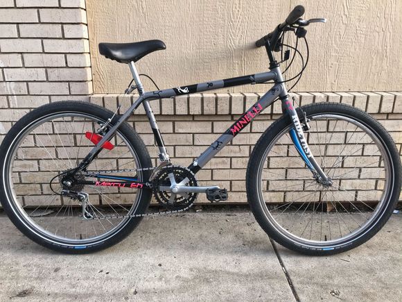 My 1990 Minnelli Chromlly frame. Schwalbe Big Bens make her a smooth ride. Frame off resto this year with custom paint by yours truly.