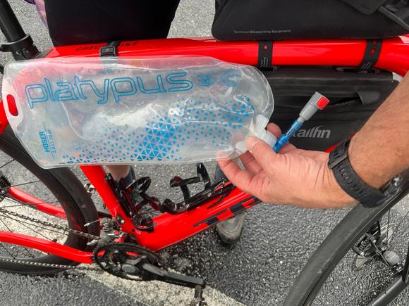 Checkpoint Water Bladder. 2L Hydration Bladder with Osprey connector