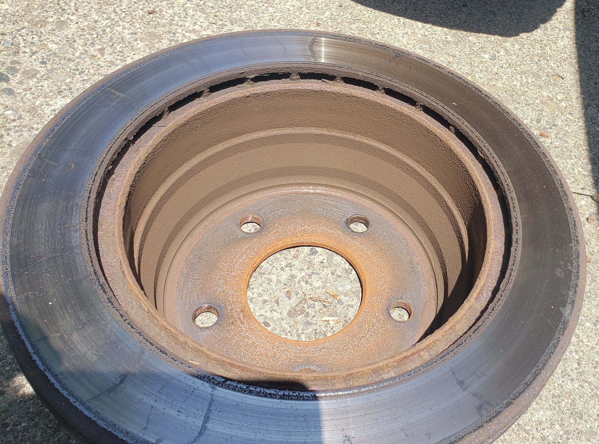 Right rotor Note the surface of the drum.