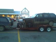 haulin home my parts truck, i know its a little bit too much weight, but it handled it amazingly well.