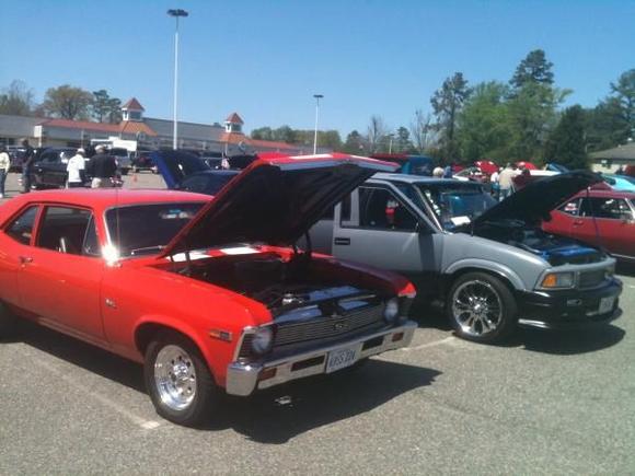 4-16-11 Daffodil Car Show.