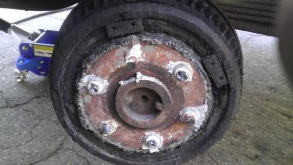 ALUMINUM CORROSSION