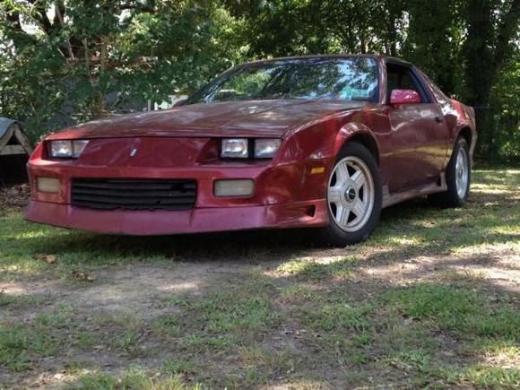 THIS is my baby! :D she's currently parked, as i hafta redo the motor. she's a lil rough, though. :D