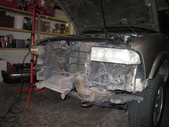 Front ready to insert body lift.