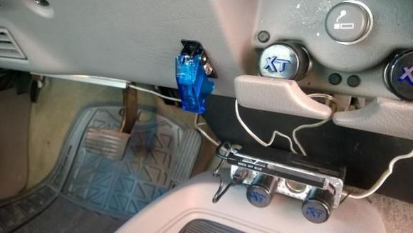 You feel like you're arming a missile system on an f18 haha, two more switches coming soon...