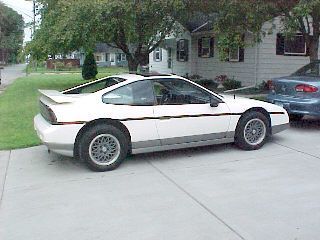 86 GT Right View