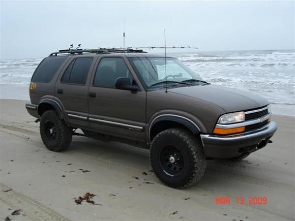 1998 Blazer Z85 - 2" Rough Country suspension lift - 2" PA body lift - 31" BFGs on 15x8 blackspokes with 5" backspacing