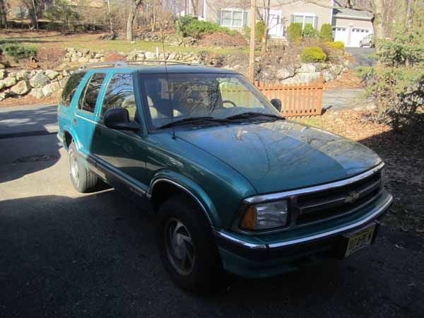 1995 Chevrolet Blazer - TEST LISTING - 1995 Chevrolet Blazer LT - Used - VIN 12345678901234567 - 135,000 Miles - 6 cyl - 4WD - Automatic - SUV - Other - Iraq