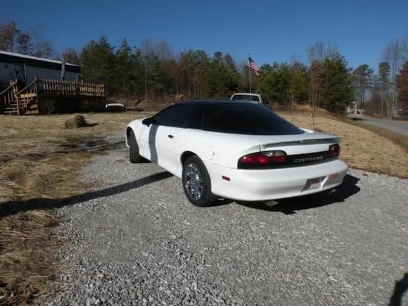 Chrome "CAMARO" lettering
