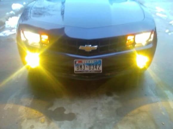 Installed yellow foglights. In case anyone is wondering, the bulb number is 5202 or H16. Same foglights used in the Silverado and Avalanches.