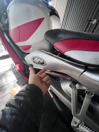 Cracked Tail Fairing