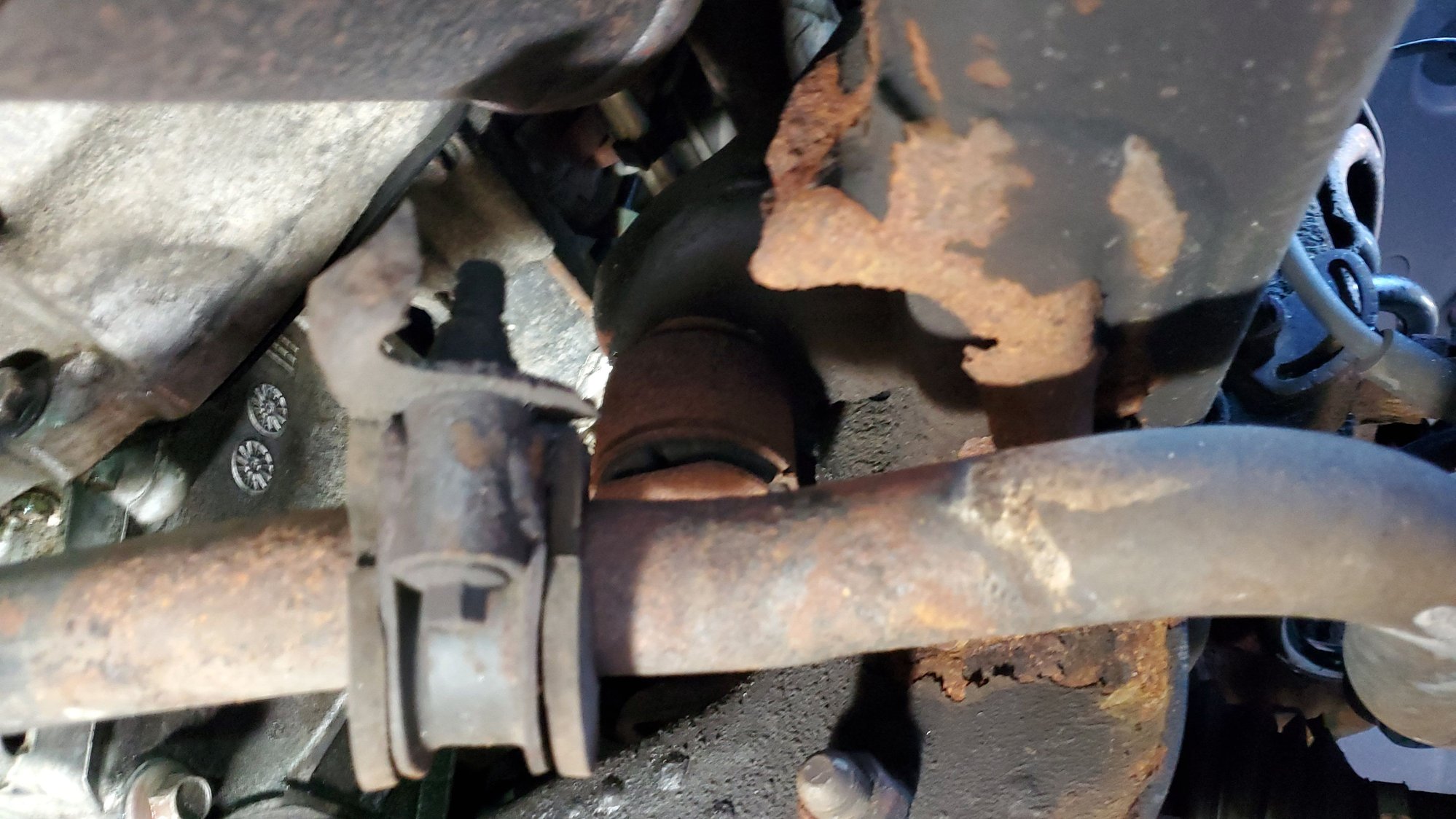 2008 Suburban 1500 sway bar mount tore out of the frame Page 4