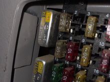 I have 2 20’s in mine. One of them is in that spot labeled for a 30. Everything works fine. 