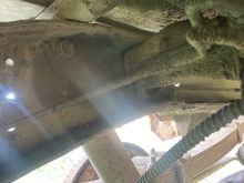 view from the opposite side, how the brake lines route