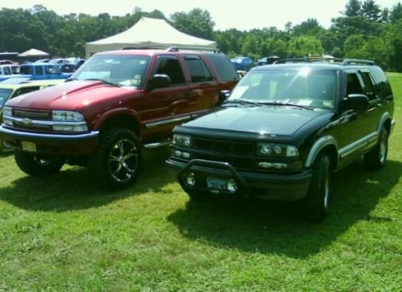 Backwoods Bash 2008 Plainfield CT    
My Blazer next to my boy Dave's lifted Blazer