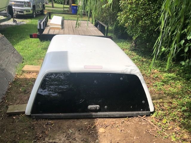 Miscellaneous - A.R.E Aluminum Cap - Model Z - Fits Late 2000 - 2007 Silverado 2500 Ex Cab Short Bed - Used - 2000 to 2007 Chevrolet Silverado 2500 - Stevensville, MD 21666, United States